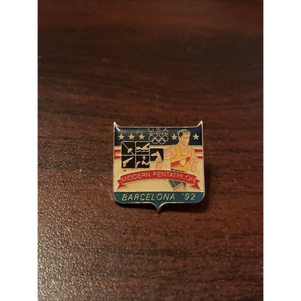 Vintage‎ Olympic Games 1992 Barcelona Team USA Modern Pentathlon Lapel Hat Pin